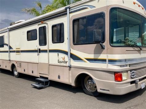 One of the most popular Class A gas motorhomes on the road today, <b>Bounder</b> elevates comfort and convenience to an art form. . 1997 fleetwood bounder brochure